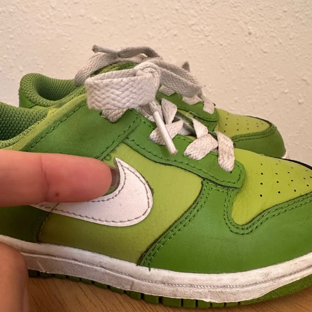 Nike Kids Green and White Low-Top Sneakers